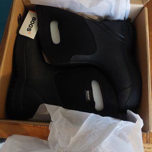 Bogs ultra mid size 8